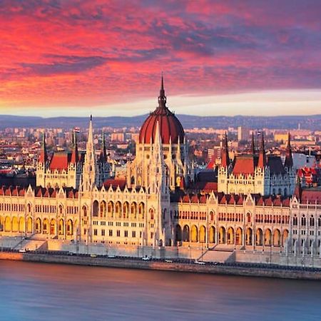 2Budapest Eye-Freegym And Sauna Luxury Home Buitenkant foto